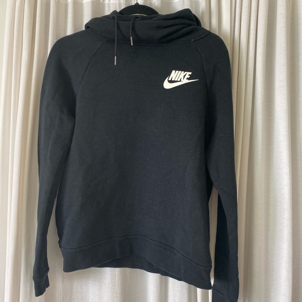 Nike sweatshirt size M